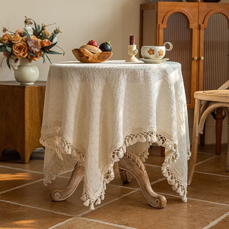 Tablecloth Size Guide: How to Measure for the Right Fit